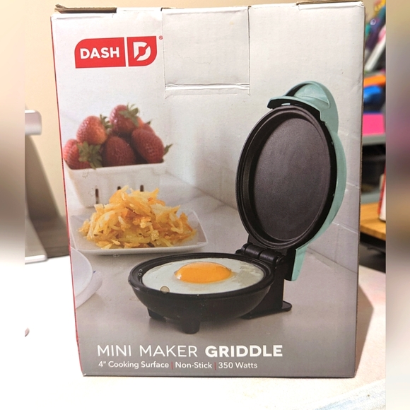 Dash Kitchen Dash Mini Egg Griddle Poshmark